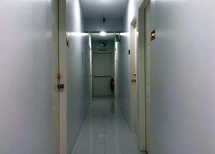 Sangco Hotel 2*